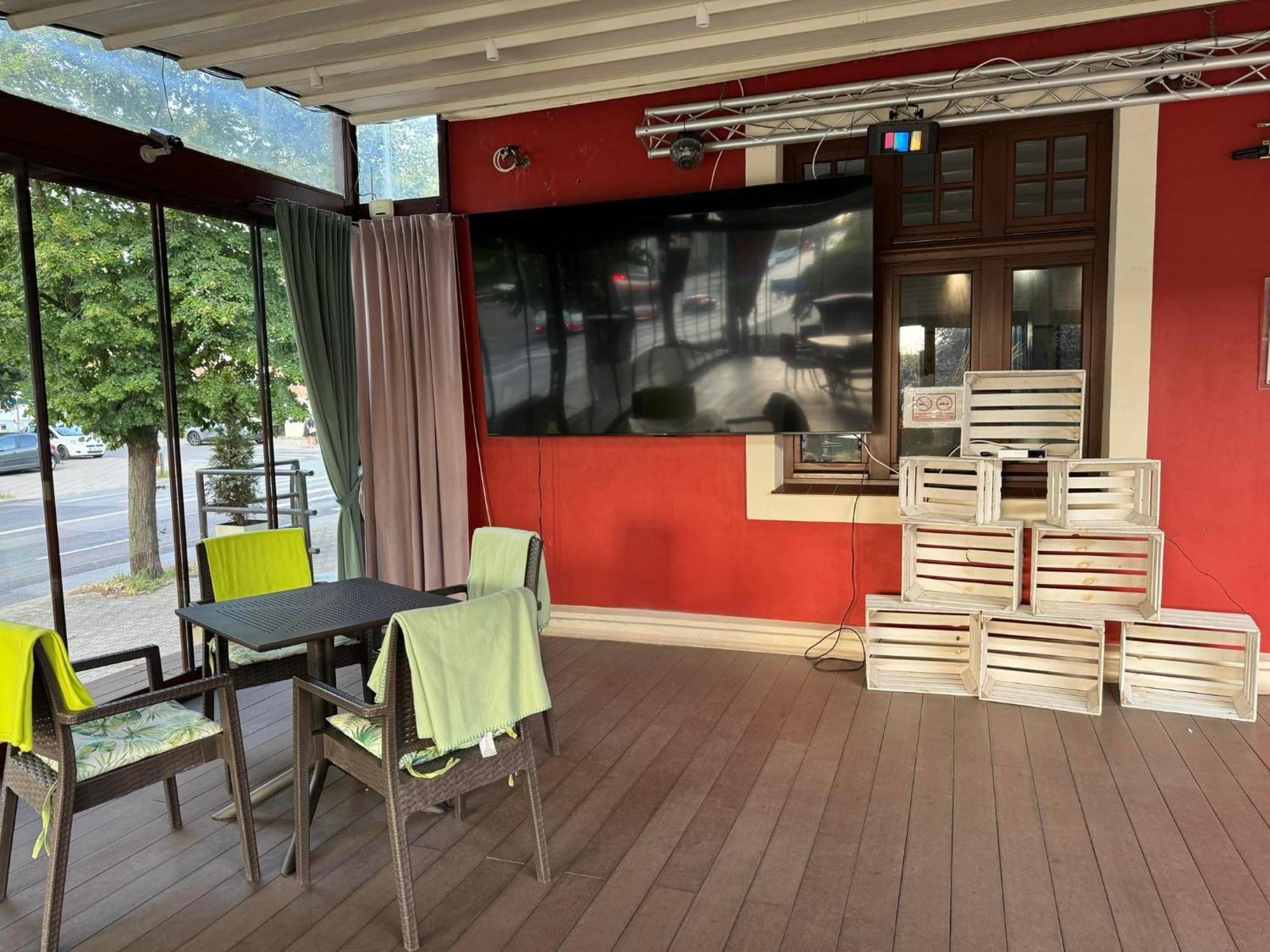 Hotel Palacyk Konin Kültér fotó