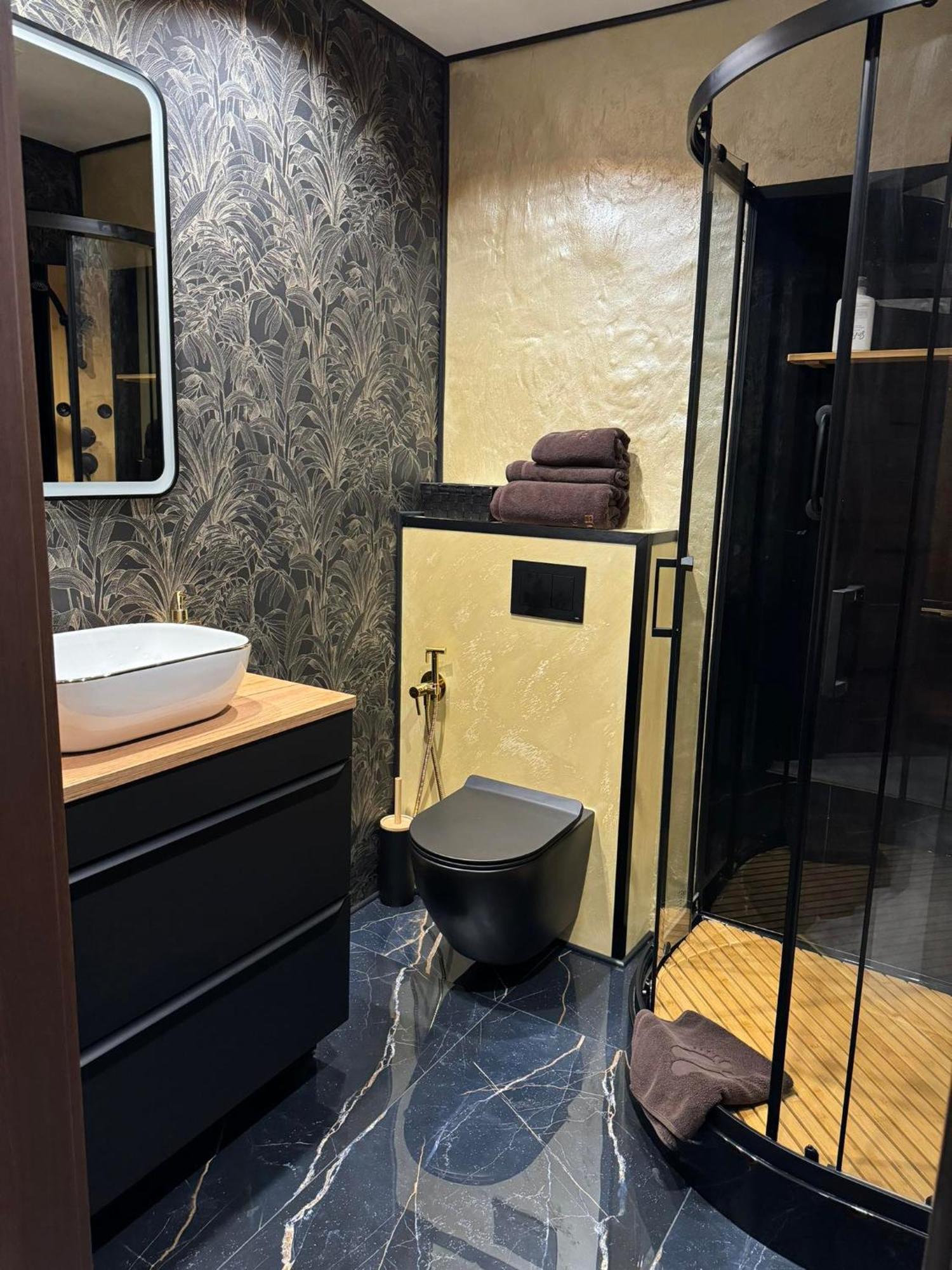 Hotel Palacyk Konin Kültér fotó
